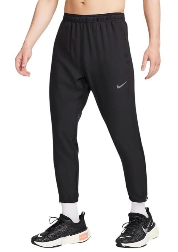 Nike Men's Regular Fit Mid Rise Pants